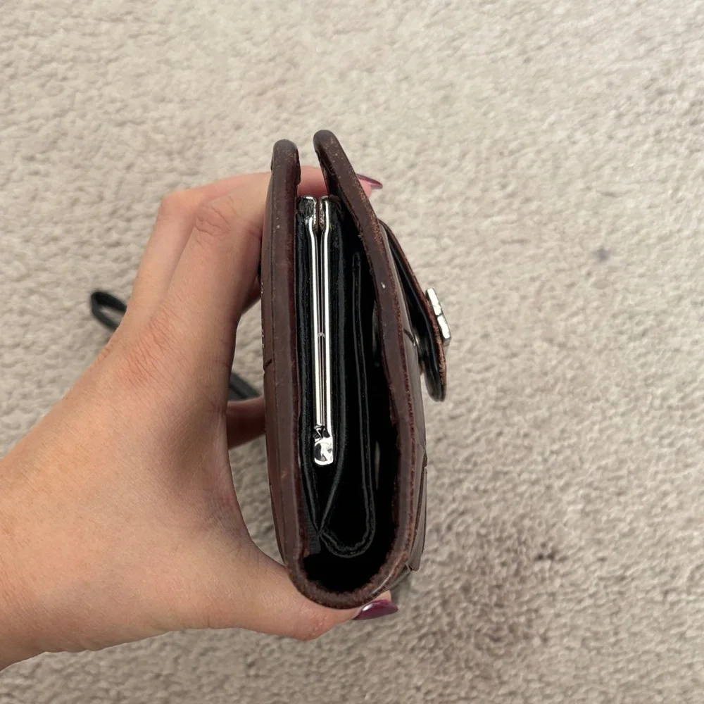 Brighton Vintage Brown Woven Leather Wristlet - Picture 4 of 14